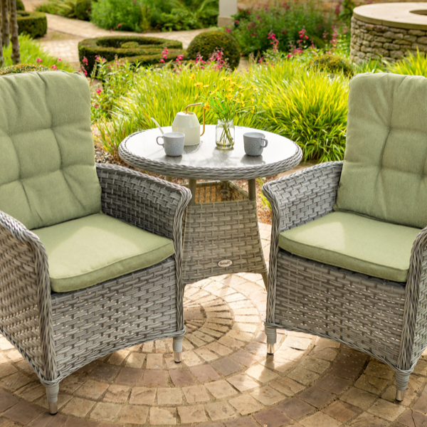 Hartman heritage bistro set ash deals